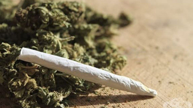 Арестуваха варненец за притежание на наркотици