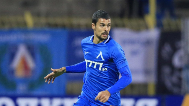 Предлагат бивш защитник на Левски на белгийски клубове