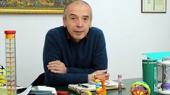 Доц. Мангъров: Няма да се ваксинирам, имам антитела