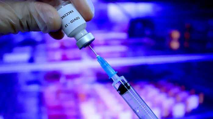 „Pfizer“ забавя доставките на ваксини за 8 държави от ЕС