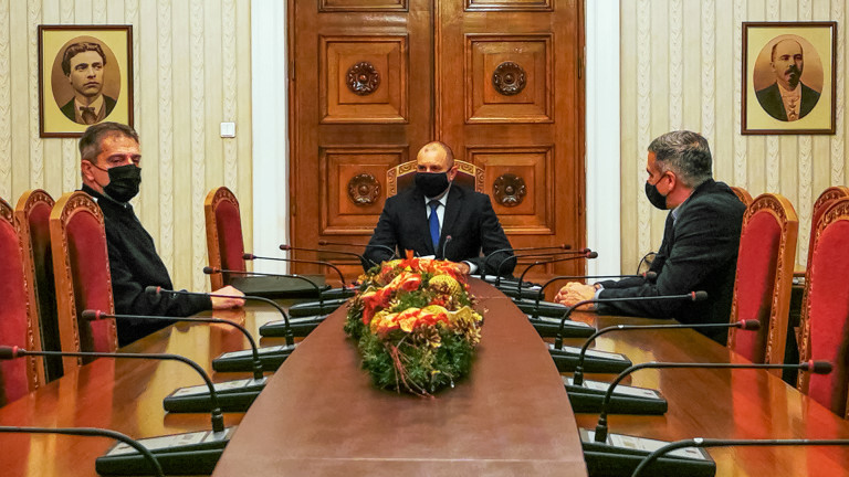 Радев и шефът на отбраната обсъдиха бойната подготовка на армията