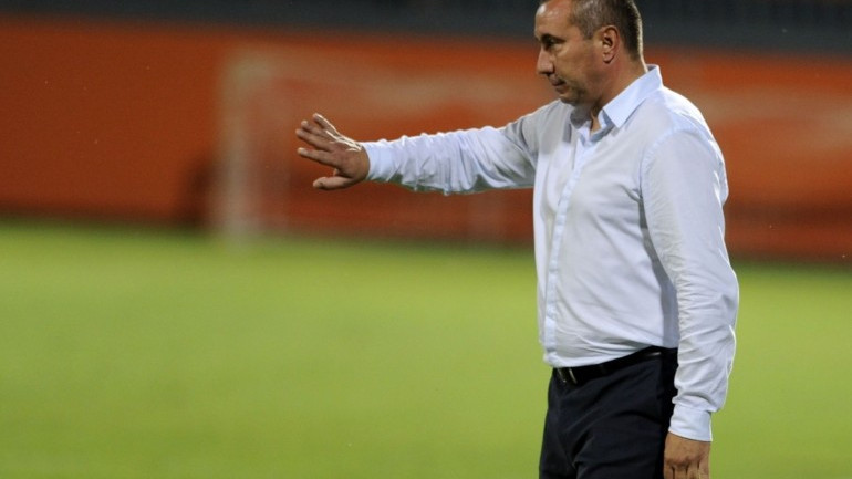 Станимир Стоилов отхвърли офертата на Лудогорец