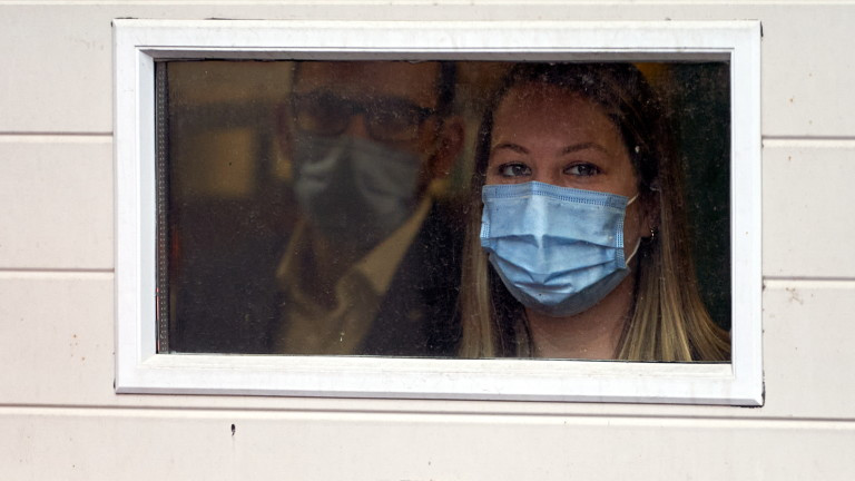 В Канада въвеждат отрицателен тест за COVID-19 за пристигащите, 14-дневната карантина остава