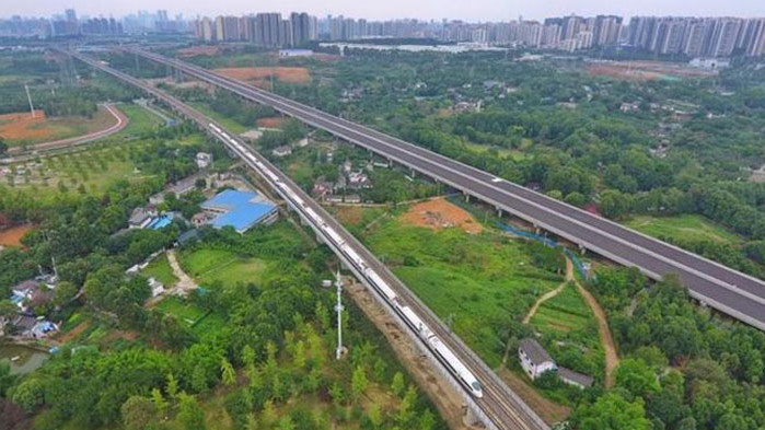 Китайската икономика се ориентира към висококачествено развитие въпреки трудностите от пандемията