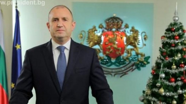 Мрежата за мрачната новогодишна реч на Радев: Жалък, провинциален напън