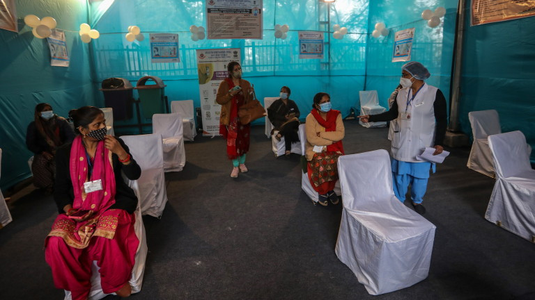 Индия тества преди масовата имунизация срещу COVID-19