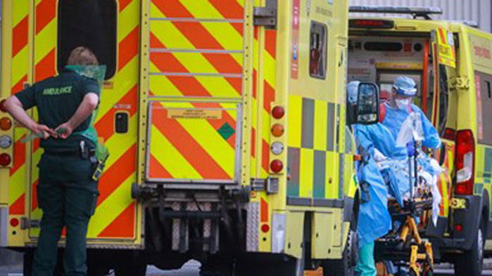 Рекорден брой новозаразени с COVID-19 във Великобритания