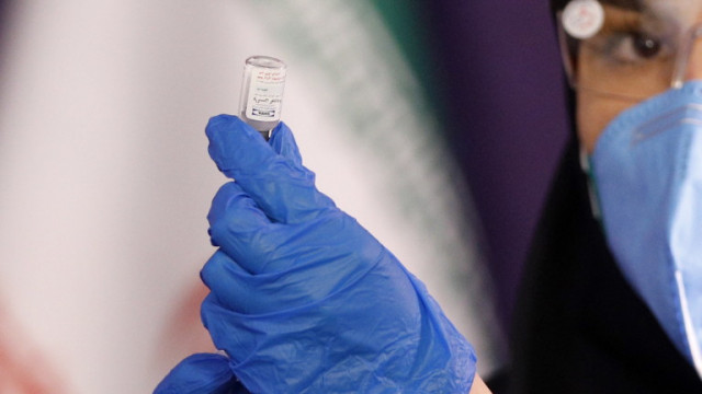 Очакват пик на COVID-19 в средата на месеца