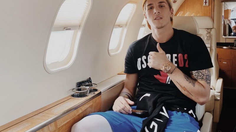 Звезда на Рома се забърка в нови неприятности