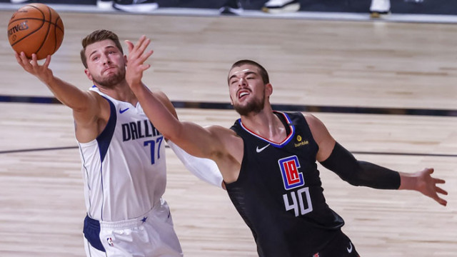 Дончич с трипъл-дабъл при победа над Хюстън