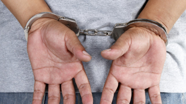 Разкрит е извършителят на кражба на часовници от обект в търговски център във Варна