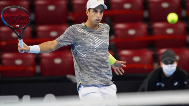 Адриан Андреев загуби от Алекс Де Минор