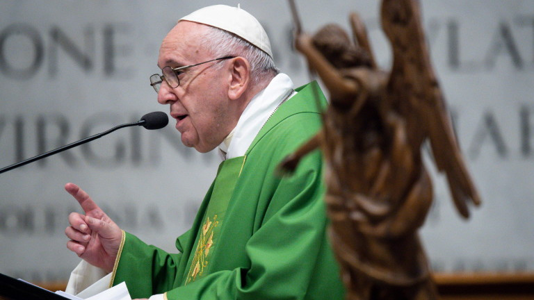 Папата призова САЩ да да избягват насилието и да защитават демокрацията