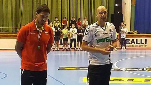 Начело на националния отбор по хандбал застава варненец