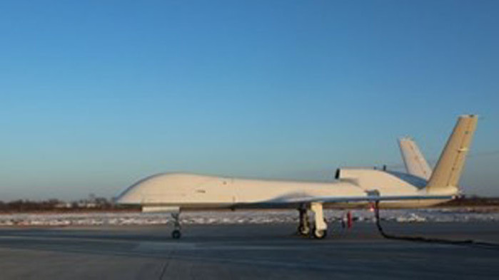 Китайският военен безпилотен самолет WJ-700 с успешен първи летателен тест