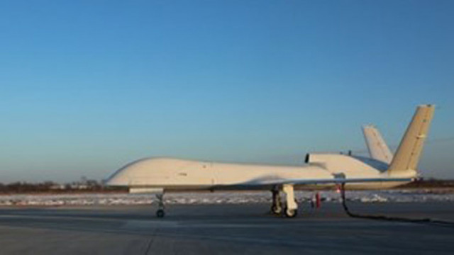 Китайският военен безпилотен самолет WJ-700 с успешен първи летателен тест