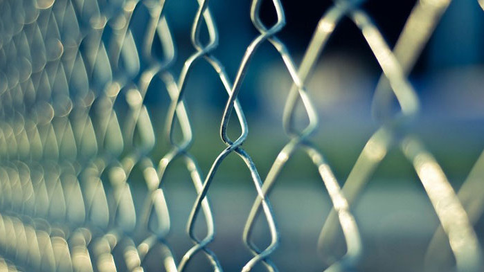 В Германия създават затвор за нарушители на карантината