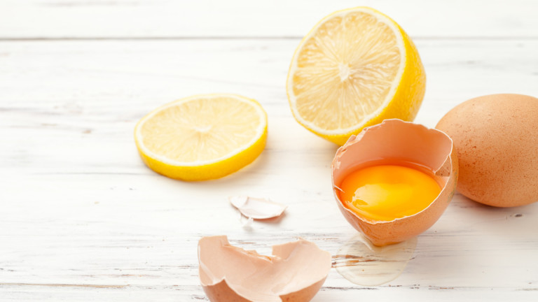 Варените и бърканите яйца: добавете лимон