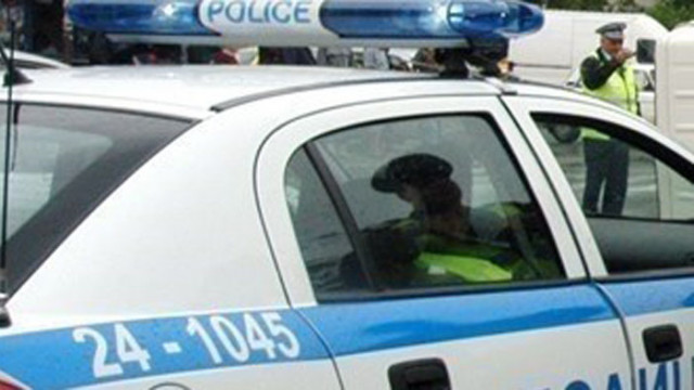 Оставиха в ареста тримата, пребили 92-годишна и асистента й за 20 лв.