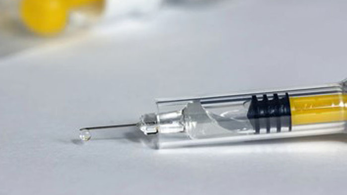 В първия етап на ваксинационната кампания в Румъния са ваксинирани 168 705