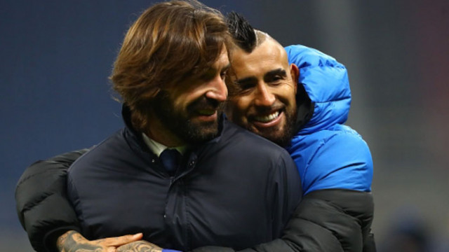 Артуро Видал обясни скандалната целувка