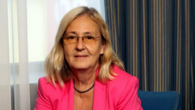 За нова вълна на COVID-19 предупреди проф. Кожухарова