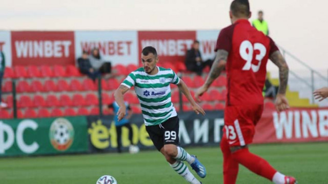 Дани Кики избира между две оферти