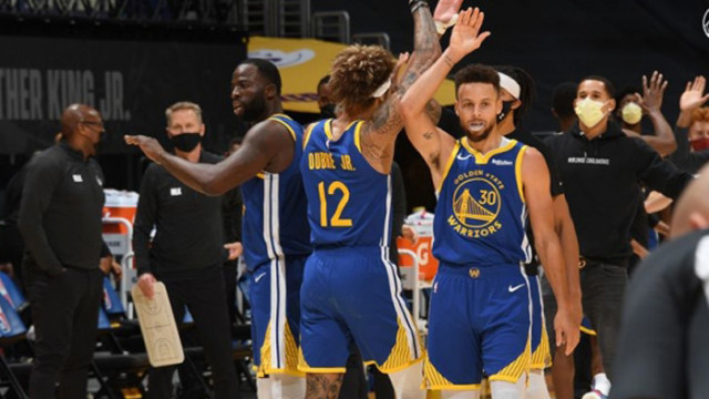 Уориърс с невероятен обрат срещу шампиона ЛА Лейкърс