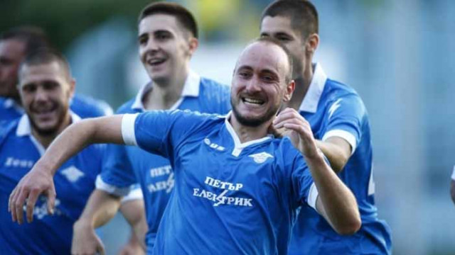 Официално: Григор Долапчиев подписа с Локомотив (София)