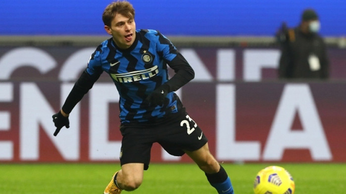 Барселона с интерес към халф на Интер