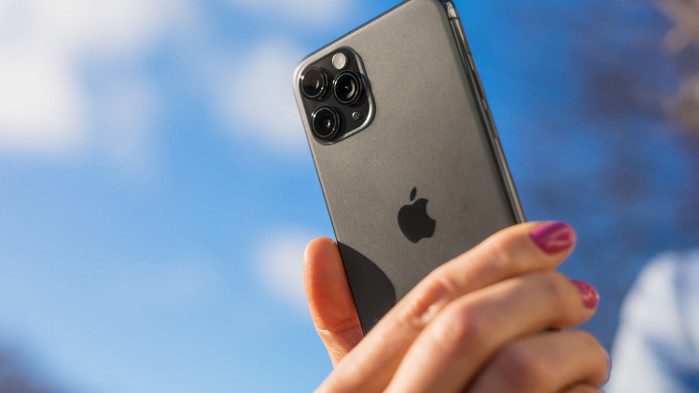 Apple iPhone, iOS 14 и скритата функция в гърба на смартфона
