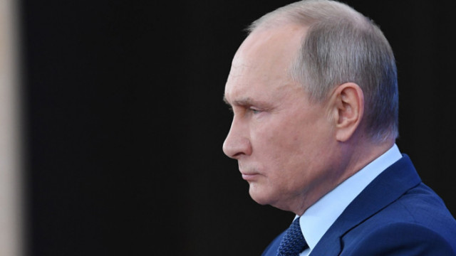 Кремъл нарече "глупост" разследването на Навални за "двореца" на Путин
