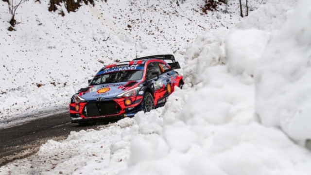 Танак поведе след първия ден на Рали Монте Карло, финландец със зрелищна катастрофа