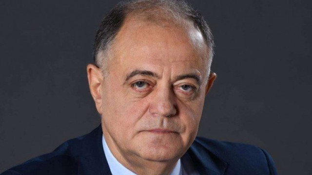 Атанас Атанасов ласкае Радев: Нямам нито една забележка