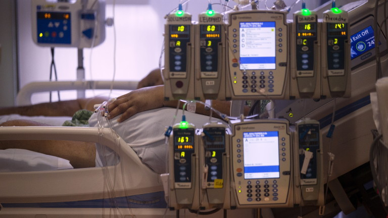 25 млн. заразени с коронавирус американци