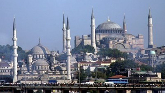 За 80% от турците превръщането на Света София в джамия е събитието на 2020 г.