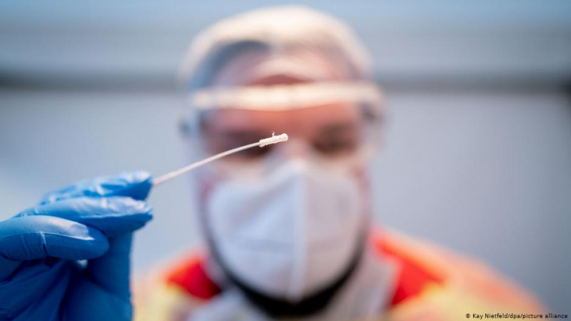 Започна тестване на учители и непедагогически персонал във варненските училища