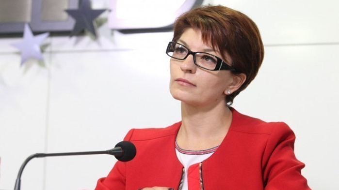 Десислава Атанасова: На добър час, Кирил Вълчев!