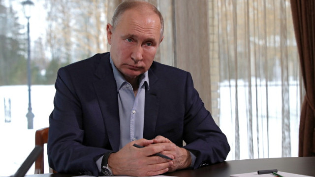 Здравето на Путин е влошено, в ход е предаване на властта