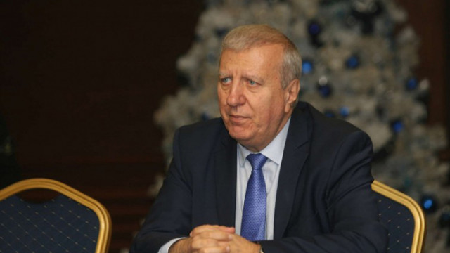 Александър Томов издига Радев за втори мандат