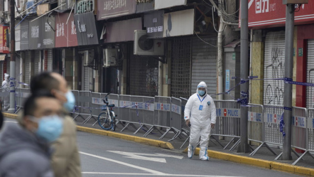 Китай хока САЩ за "политизирането" на разследването на СЗО за произхода на коронавируса