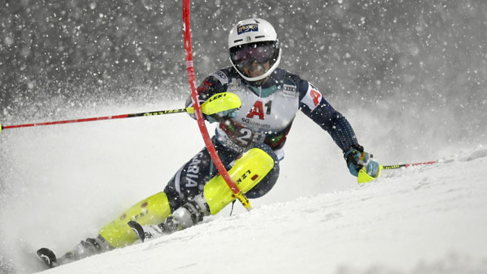Алберт Попов с 27-мо място на слалома в Шамони