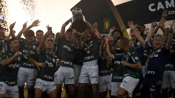 Палмейрас надви Сантос и завоюва Копа Либертадорес