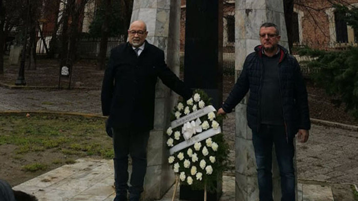 СДС-Варна почете жертвите на кървавия Народен съд по време на комунистическия режим