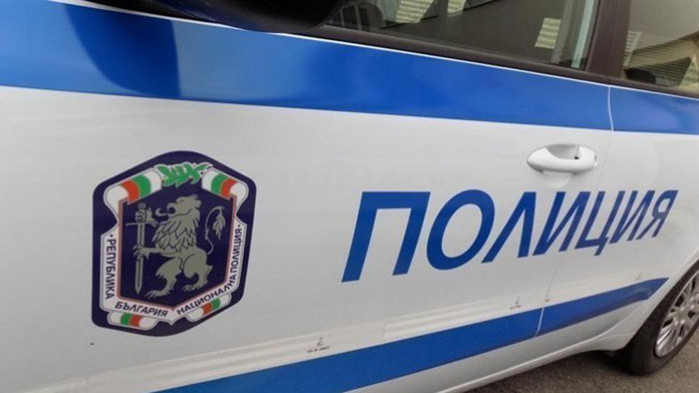 Евакуираха два блока във Велико Търново заради подозрителни куфар и сак