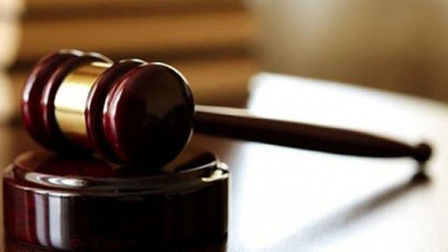 Условна присъда за варненка, противозаконно присвоила намерен на пейка чужд портфейл