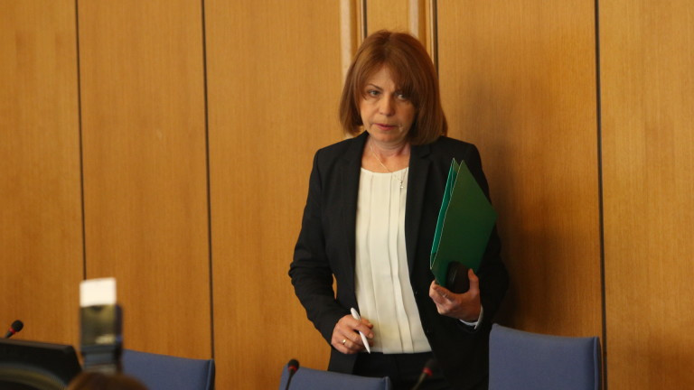 Фандъкова иска по-строг контрол за спазване на COVID мерките