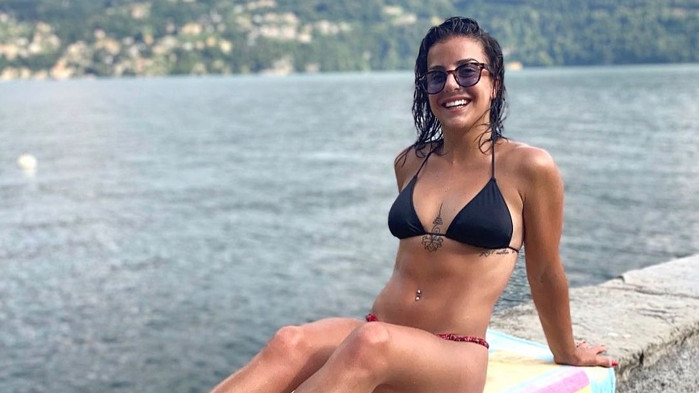 Италианска гимнастичка привлича с изваяни форми