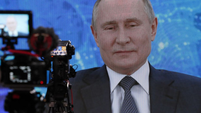 Водят с измама руски студенти на събития в подкрепа на Путин