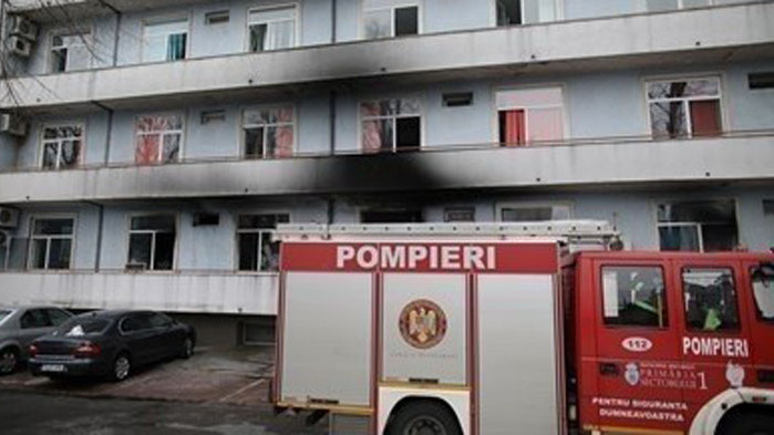 15 са вече жертвите на пожара в болница в Букурещ